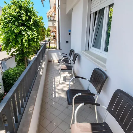 Magnani - First Floor