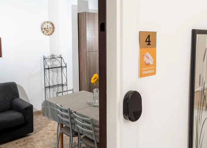 Magnani - First Floor Apartman *